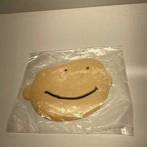 Vintage Wilton Charlie Brown Face Handcraft Trim Cake Topper 1950 Peanuts Snoopy